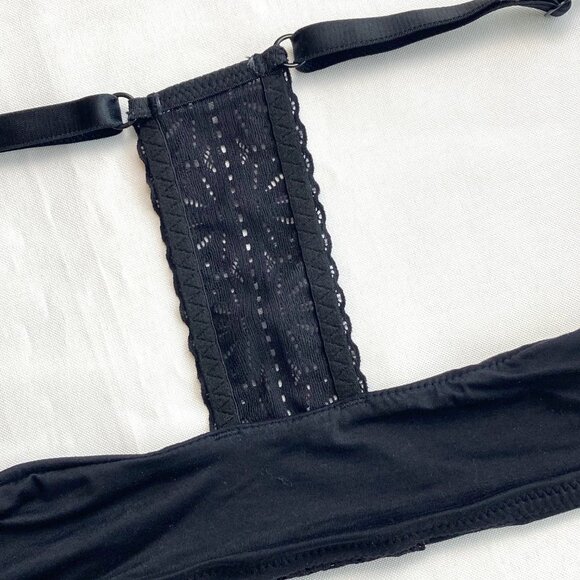 b.tempt'd Future Foundation Front Close Racerback Bra 36B Night 953353 NWT - Picture 6 of 9